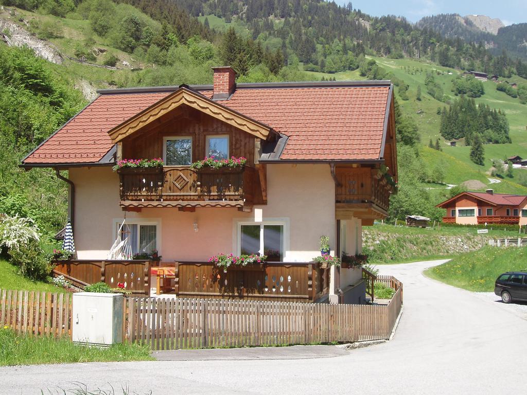 Haus Toferer Lägenhet Grossarl Rum bild